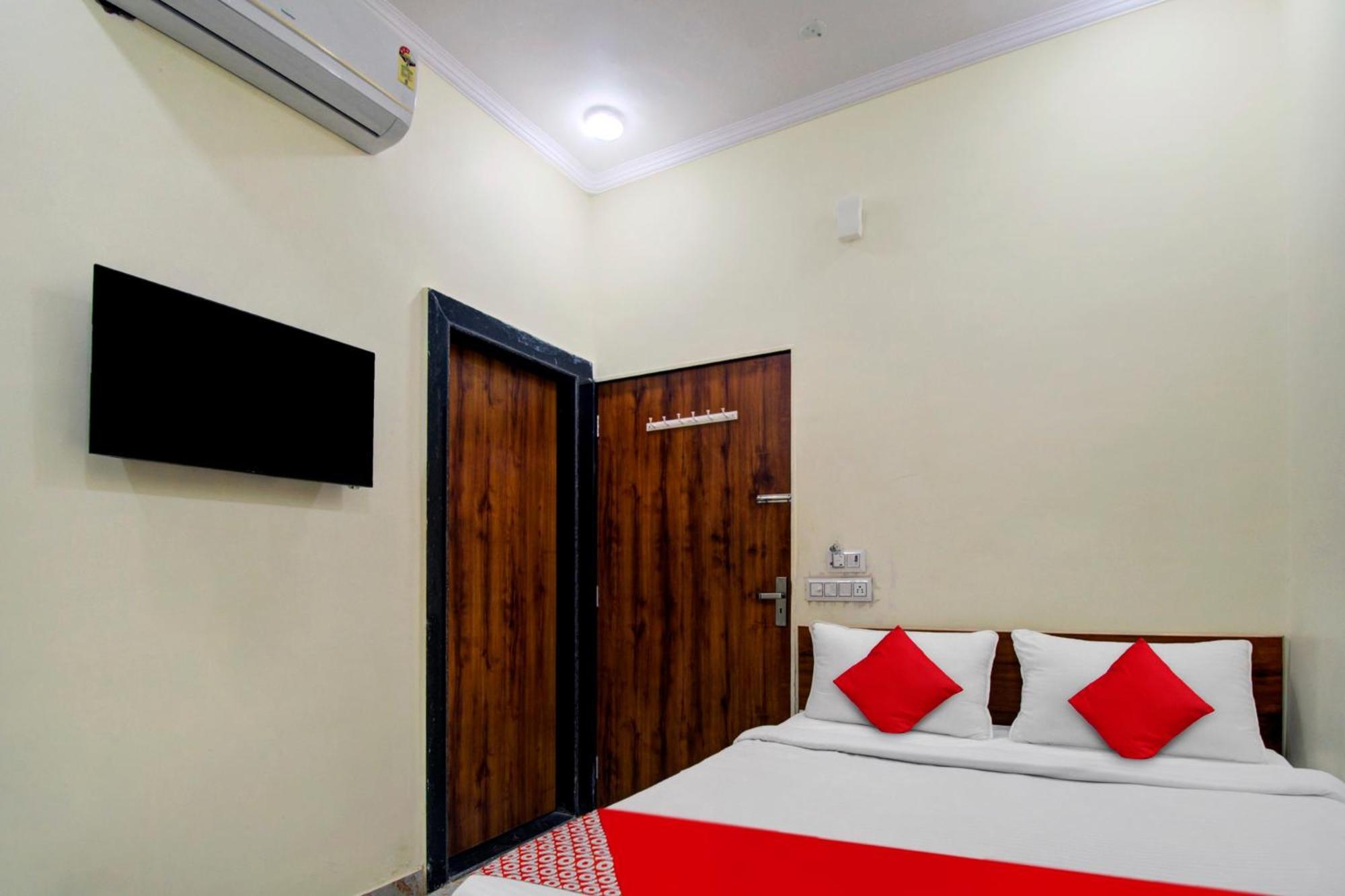 Hotel O Moon Mahal Jaipur Eksteriør billede