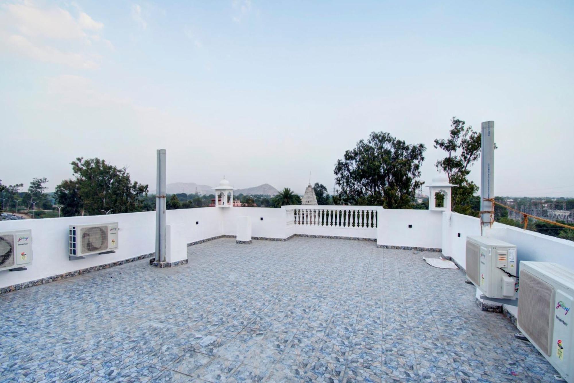 Hotel O Moon Mahal Jaipur Eksteriør billede