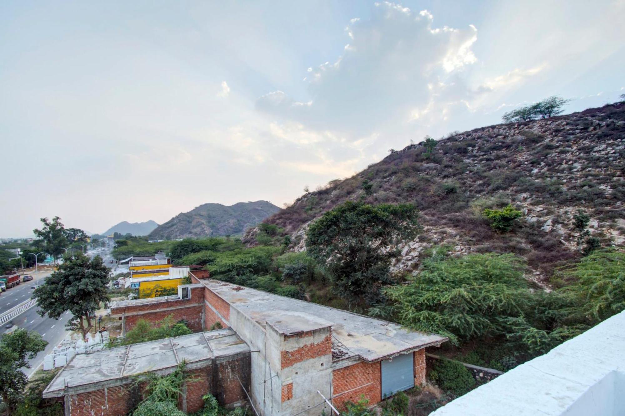 Hotel O Moon Mahal Jaipur Eksteriør billede
